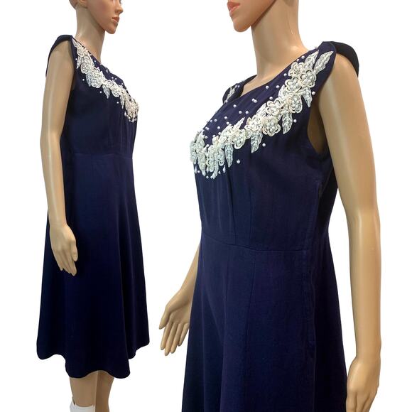 Vintage 1950s Dark Blue Linen Dress w Floral Lace Rhinestone & Bead Trim | M - Picture 9 of 10
